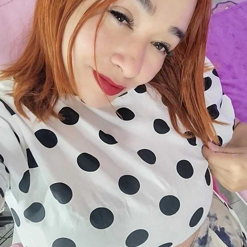 MOM_CAMILA — FansOnlyX creator profile