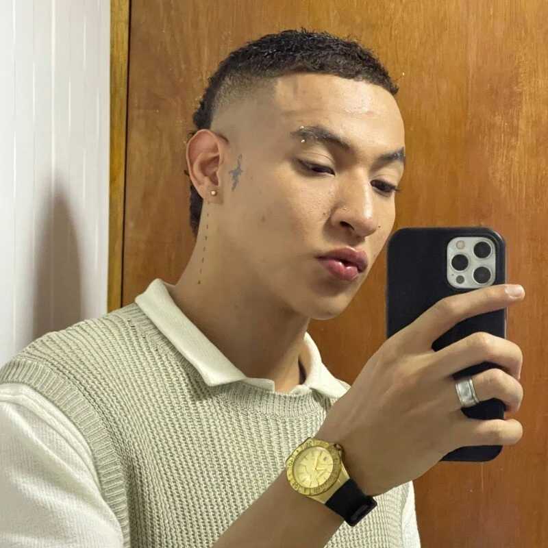 juan_angel69_ — FansOnlyX creator profile