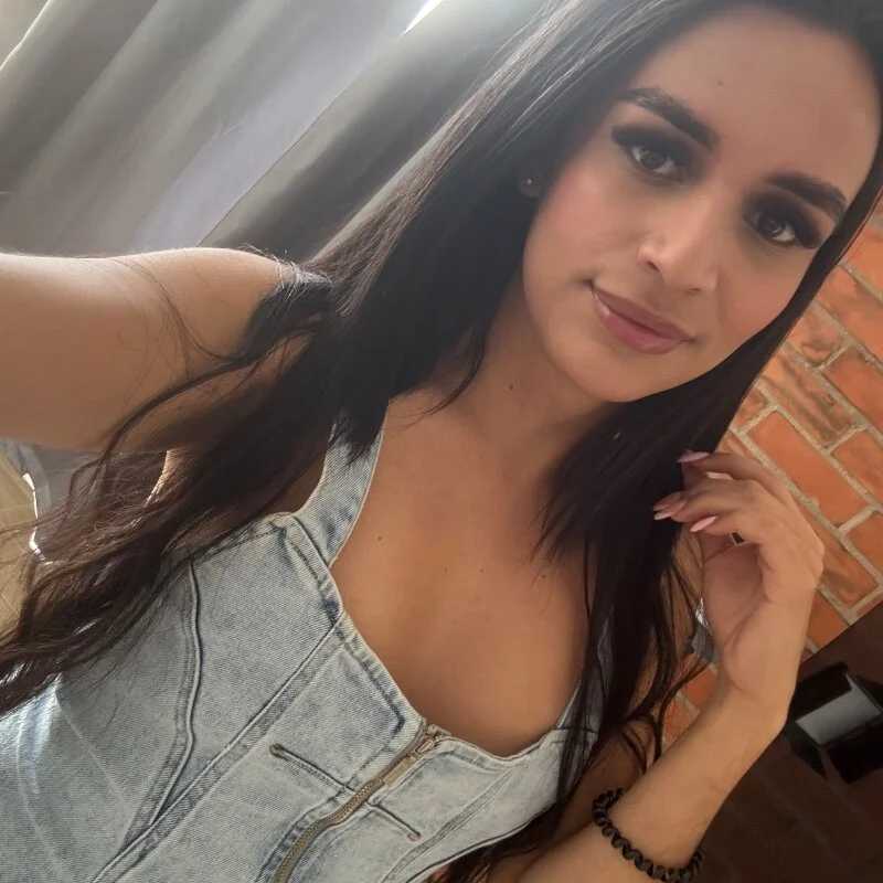 melody_adams12 — FansOnlyX creator profile