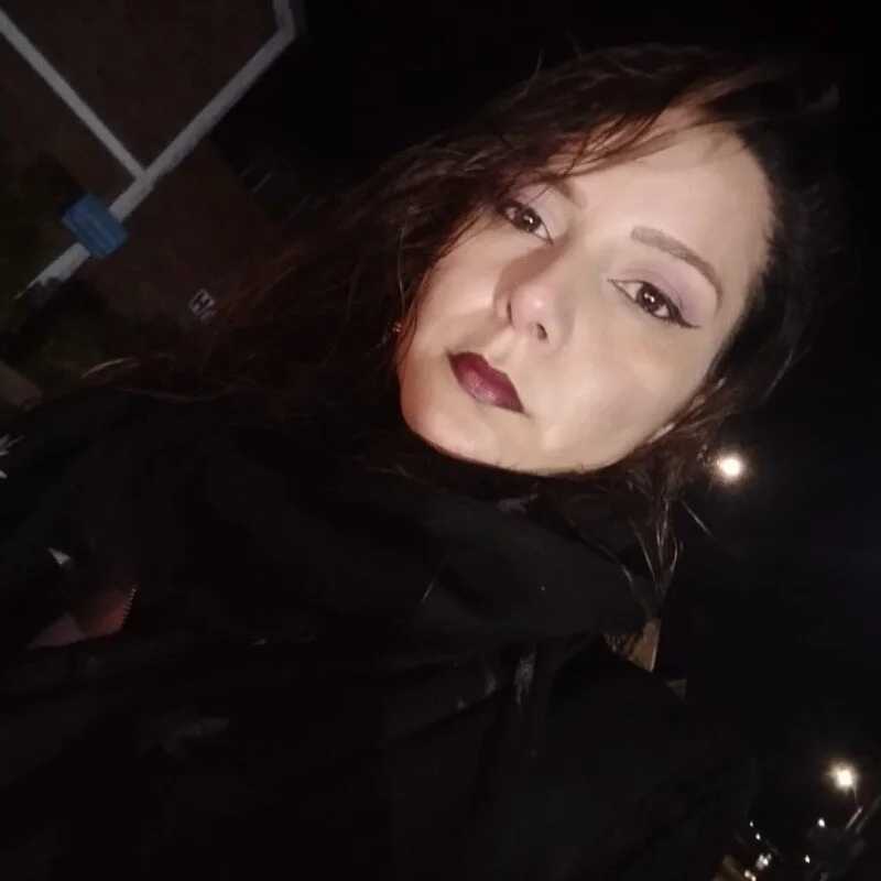 camila_delarosa — FansOnlyX creator profile