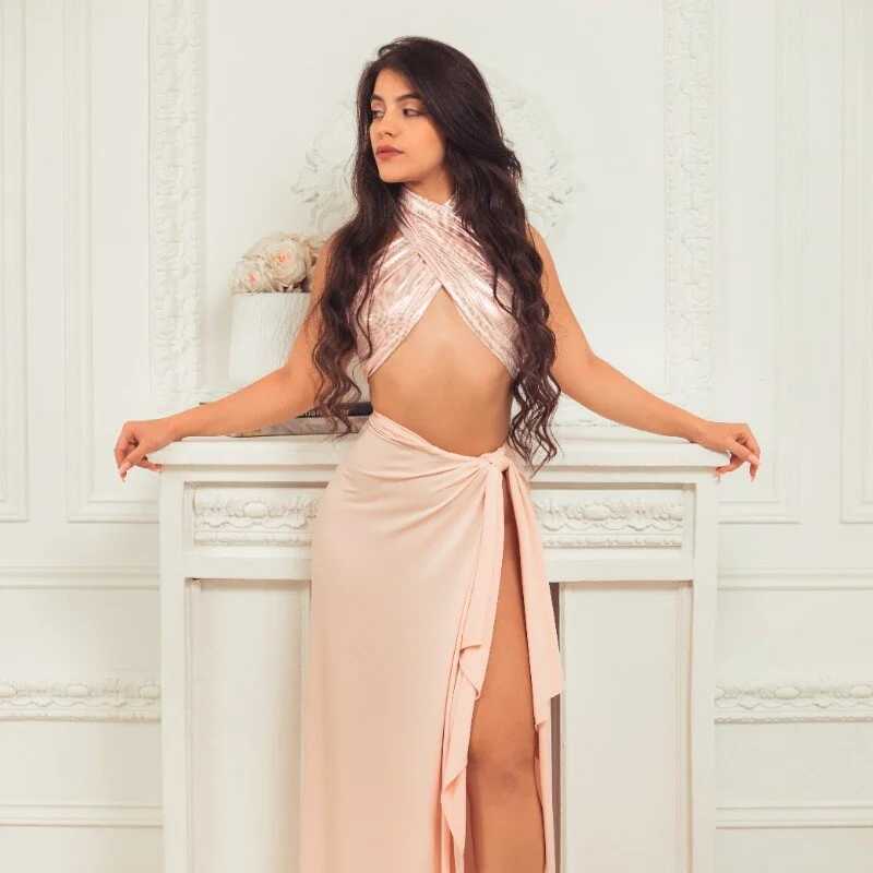 Amel_Rosse — FansOnlyX creator profile