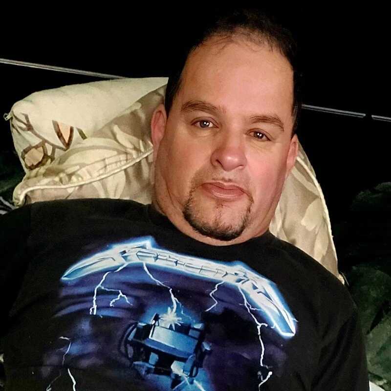 Viniciocr52 — FansOnlyX creator profile