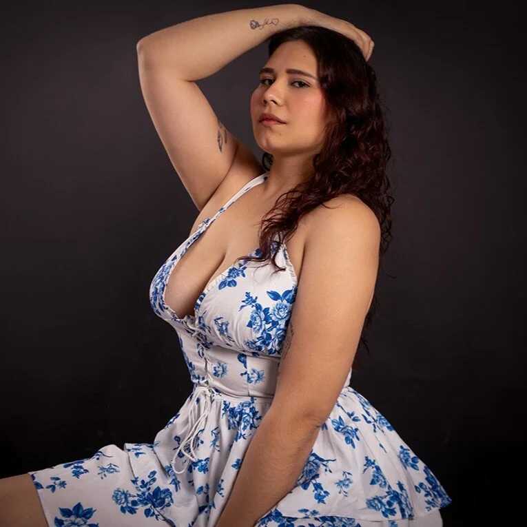 HanariBloom — FansOnlyX creator profile