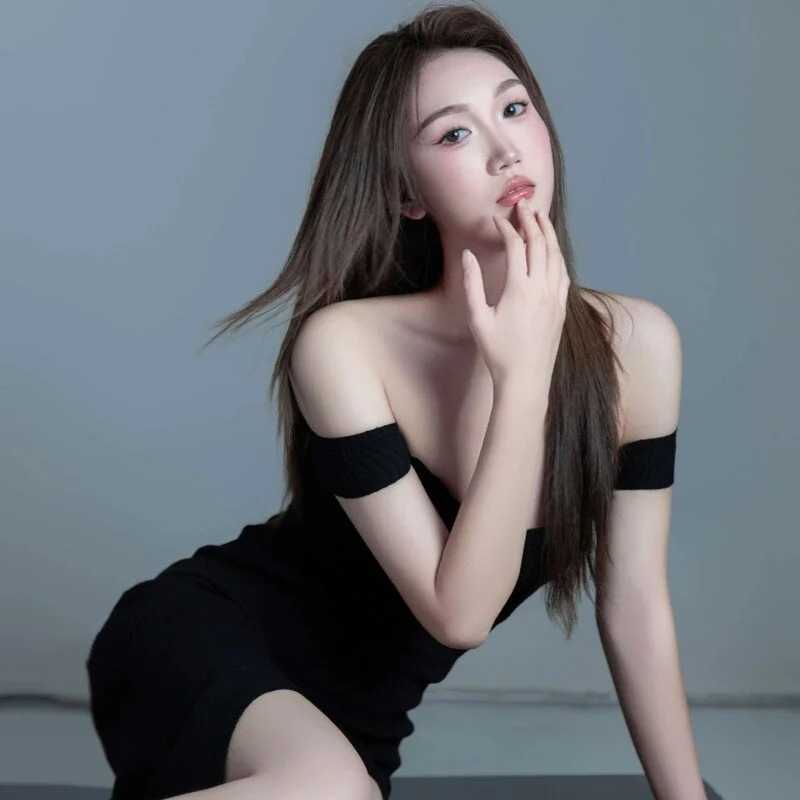Kris-Su — FansOnlyX creator profile