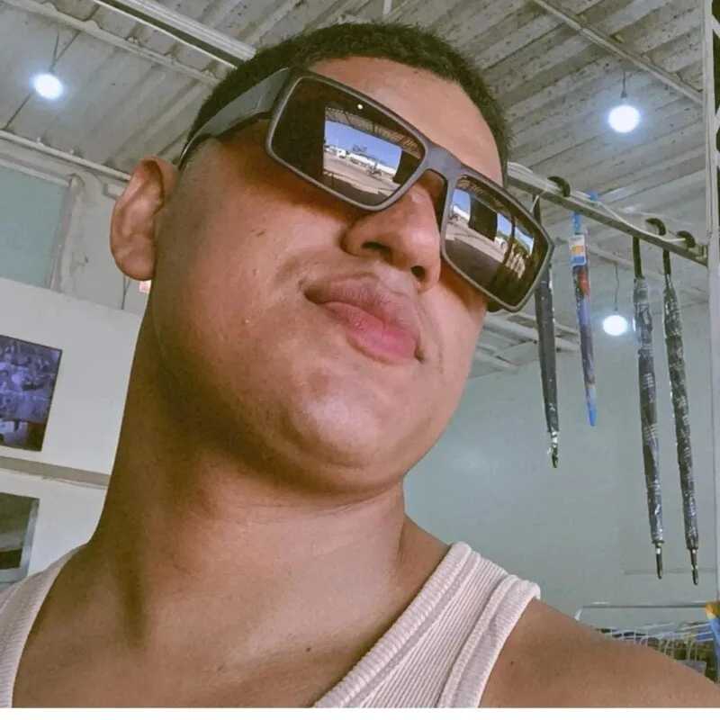 Boy_zi — FansOnlyX creator profile