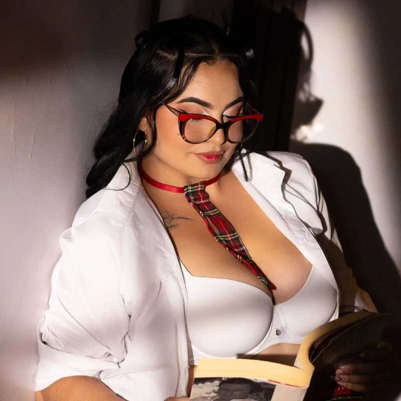sofiiacarson — FansOnlyX creator profile