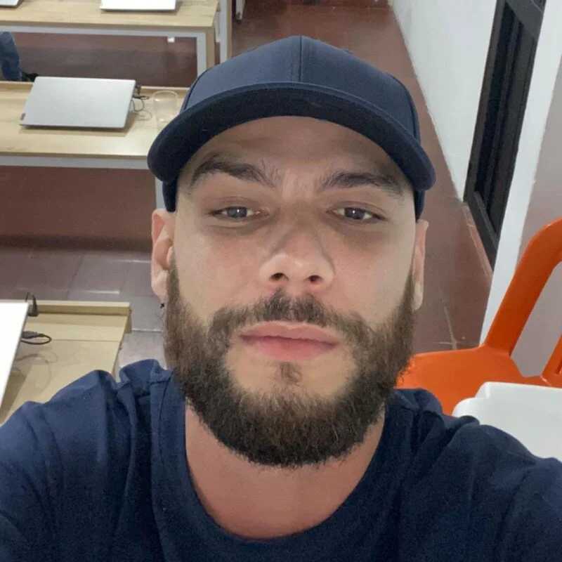 juan_bigdick — FansOnlyX creator profile