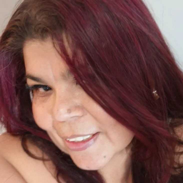 Charlotte_curvy_ — FansOnlyX creator profile