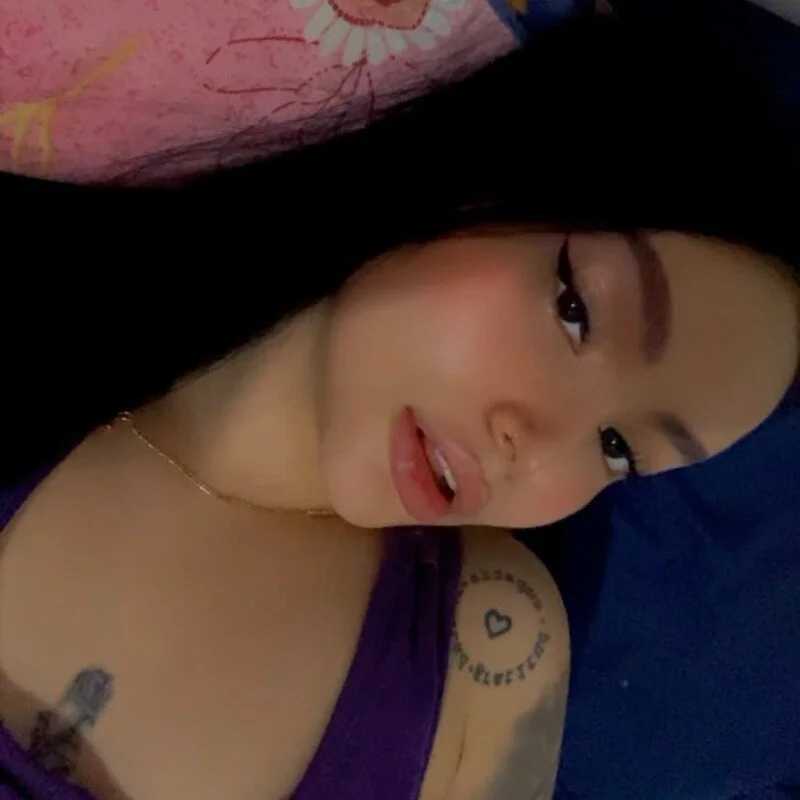 emma_rose29 — FansOnlyX creator profile