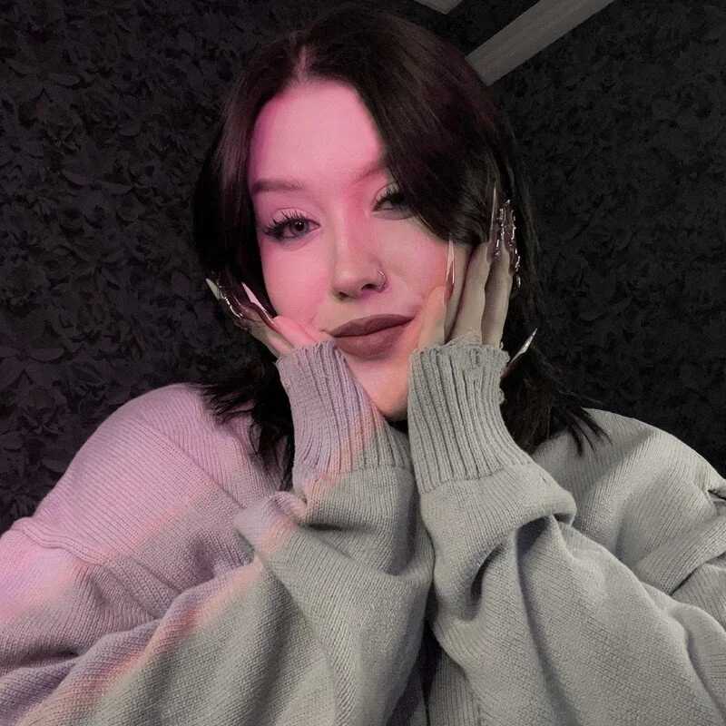 Viesicaa — FansOnlyX creator profile