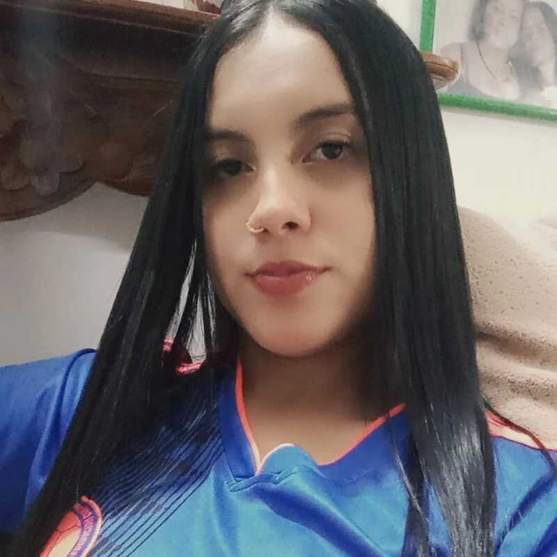 yanselle — FansOnlyX creator profile