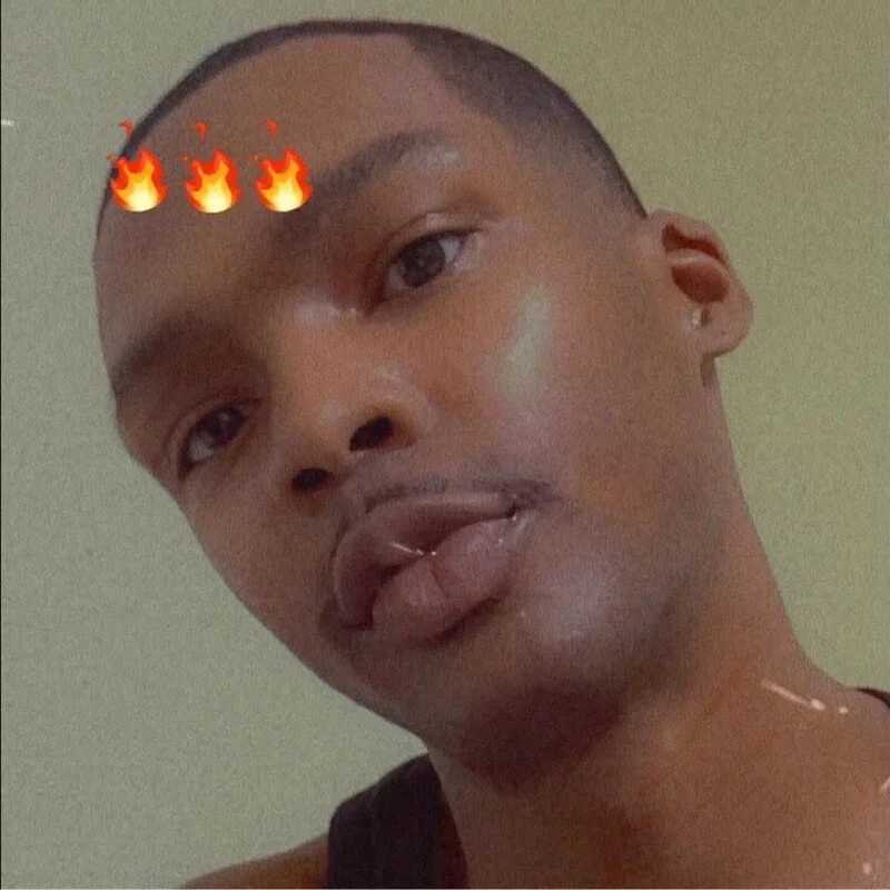 Acknldg — FansOnlyX creator profile