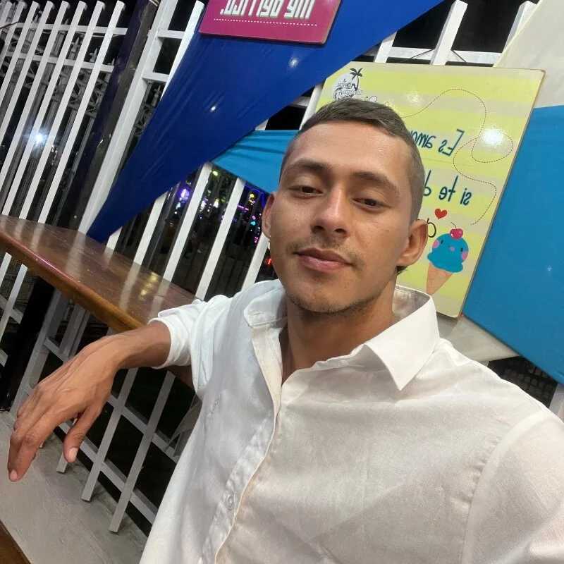 Boy_hot- — FansOnlyX creator profile