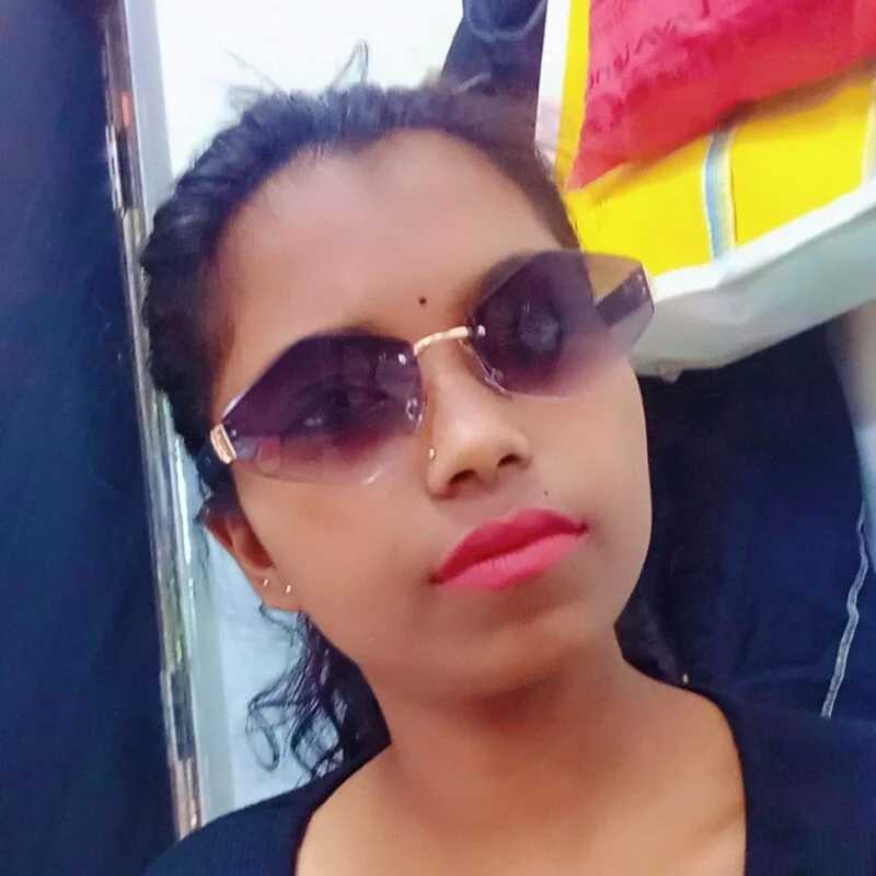 Shivani_8432 — FansOnlyX creator profile