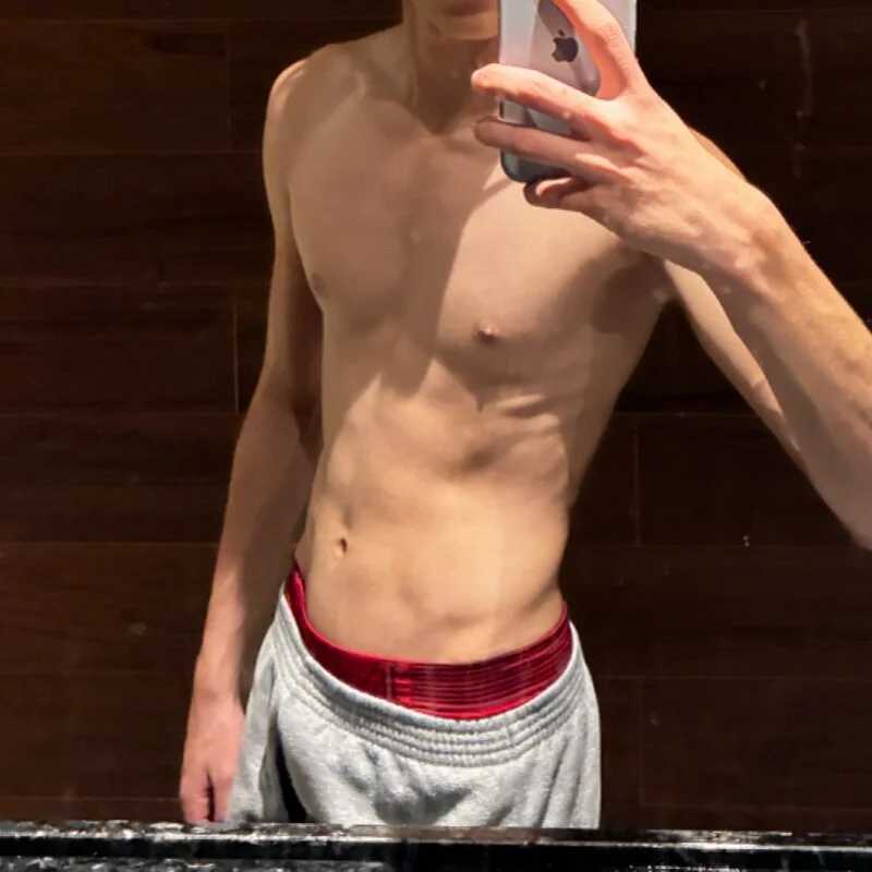 Novinho_magrinho — FansOnlyX creator profile