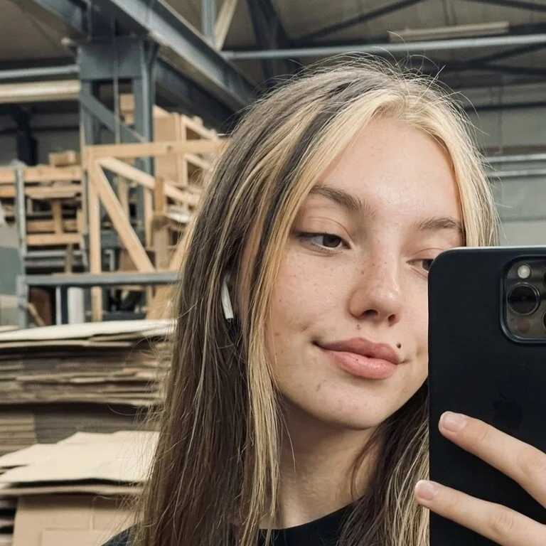 BethannStonefield — FansOnlyX creator profile