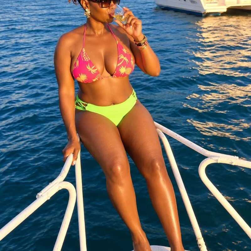 SexyEbony011 — FansOnlyX creator profile
