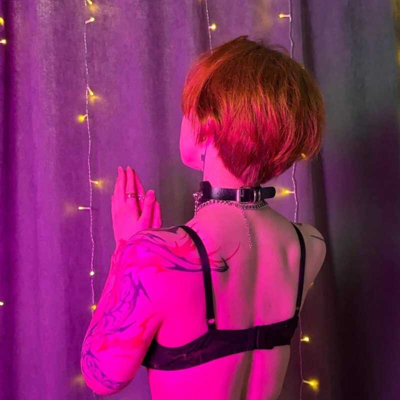 vixen_noir — FansOnlyX creator profile