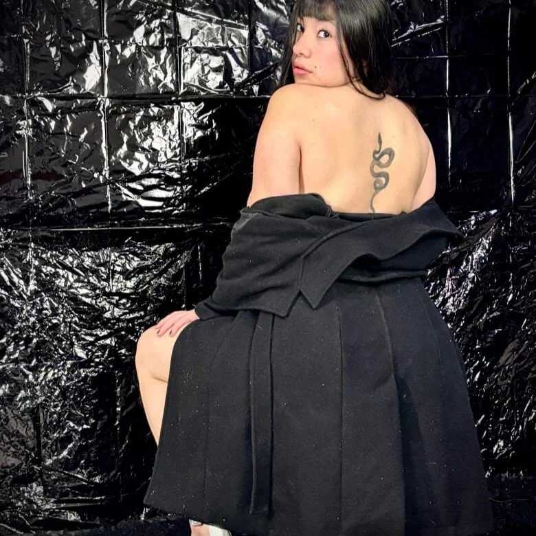 Zulema_R1 — FansOnlyX creator profile