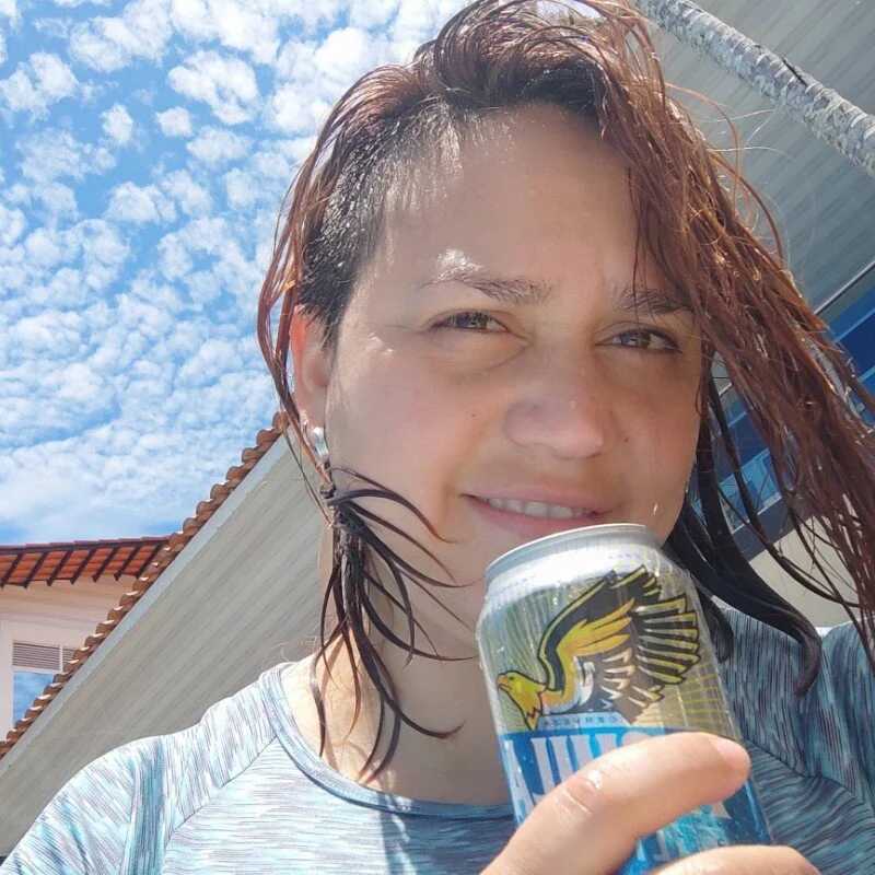 LauraReeves — FansOnlyX creator profile