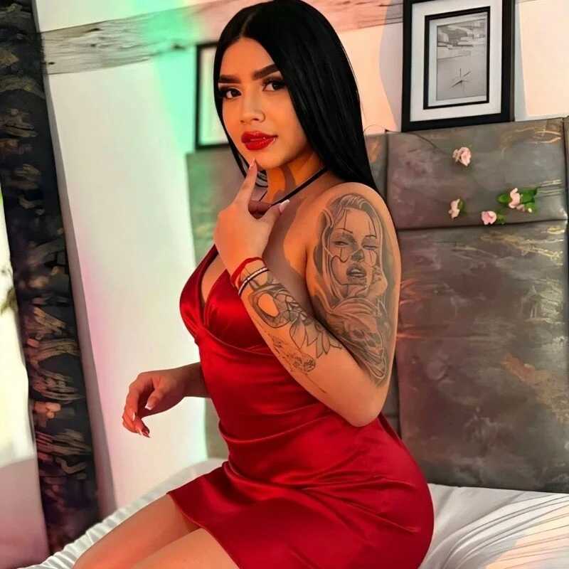 kiarasexy69 — FansOnlyX creator profile