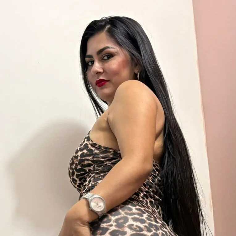 AnnaLuui — FansOnlyX creator profile