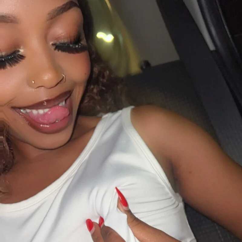 Zayvellabunny — FansOnlyX creator profile