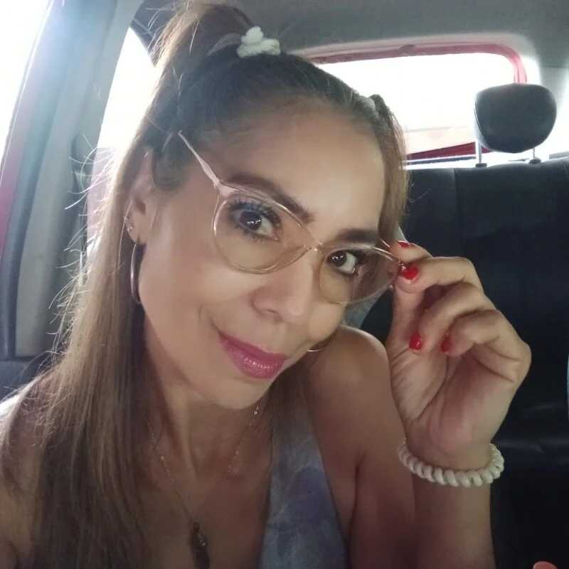 Catalina_Model — FansOnlyX creator profile