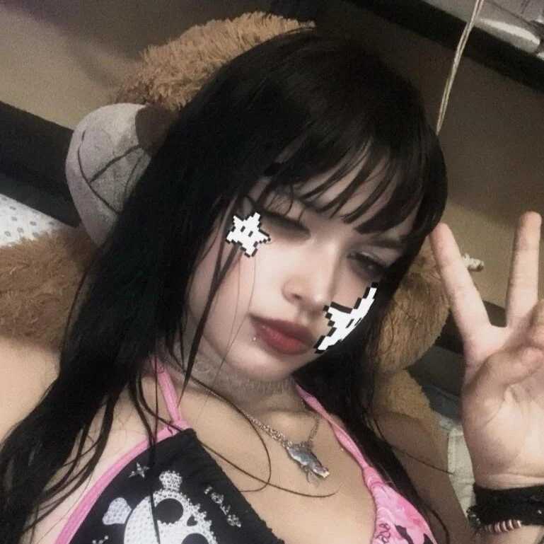 Vampyrinha666 — FansOnlyX creator profile