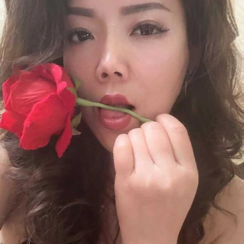 anna_kk — FansOnlyX creator profile
