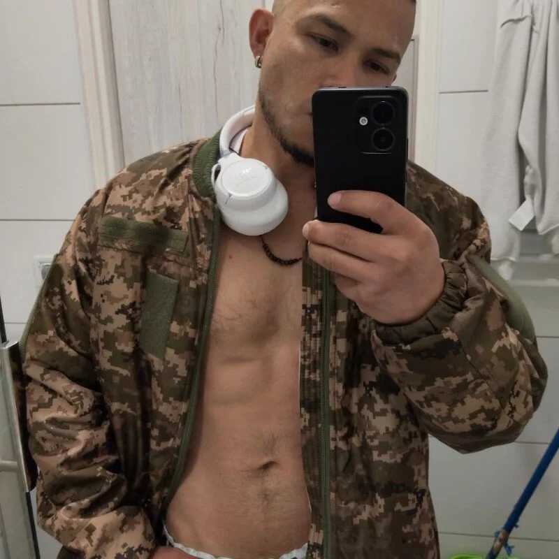 Alejandro__castillo — FansOnlyX creator profile