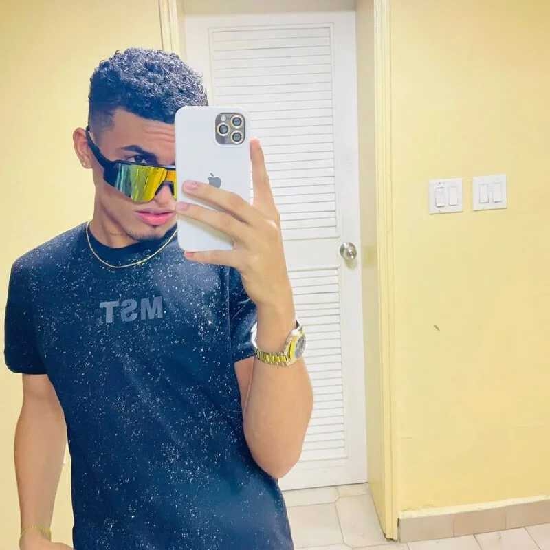 Ares_damm_ — FansOnlyX creator profile