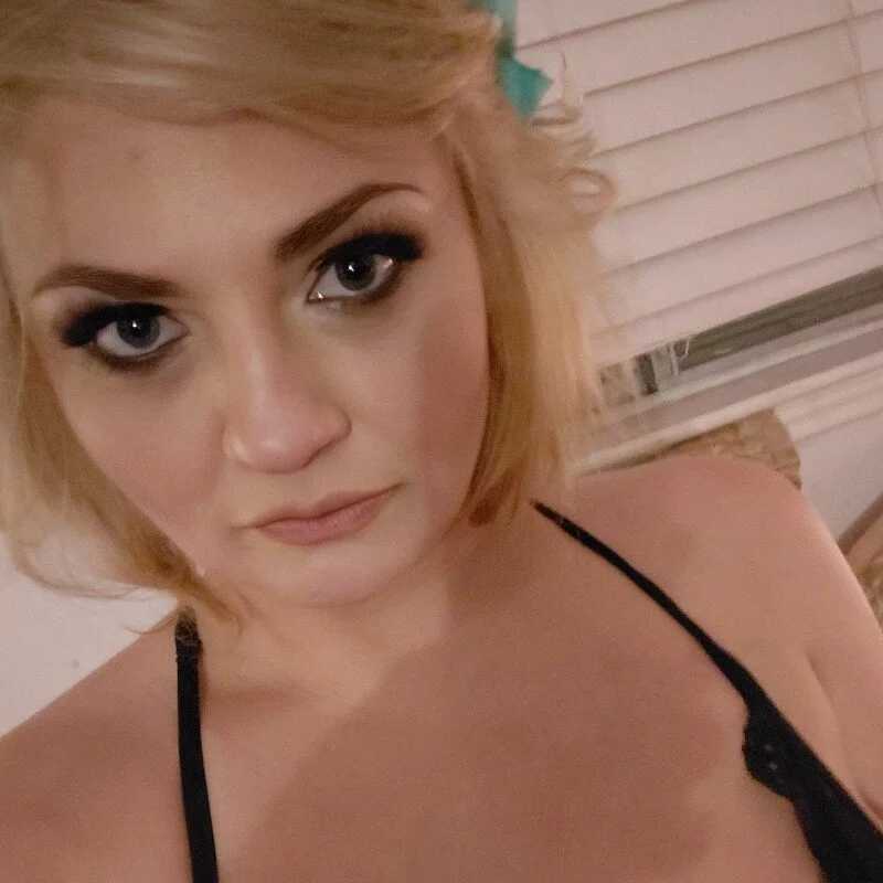sophiarica — FansOnlyX creator profile
