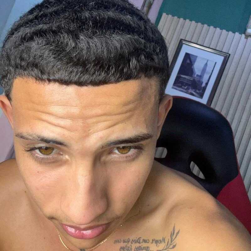 IVXN_ESCO — FansOnlyX creator profile