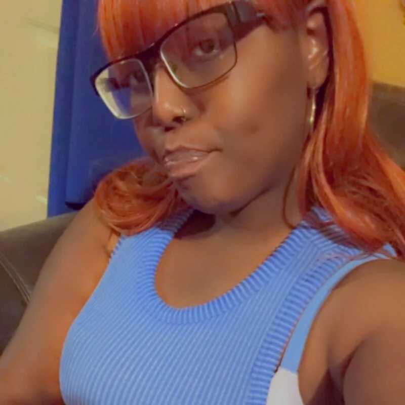 CinnaCakesss — FansOnlyX creator profile
