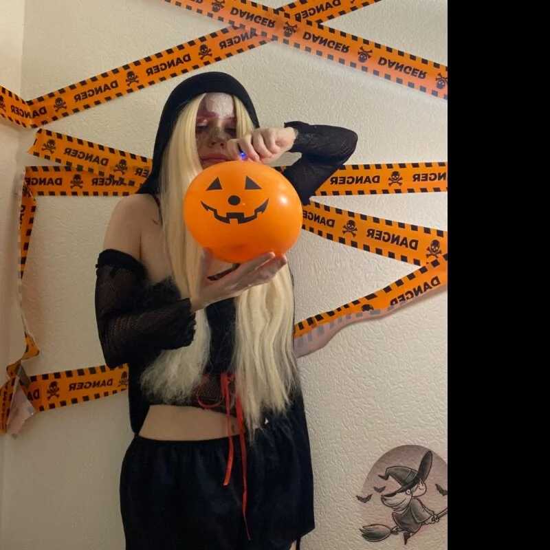 ViraVrema — FansOnlyX creator profile