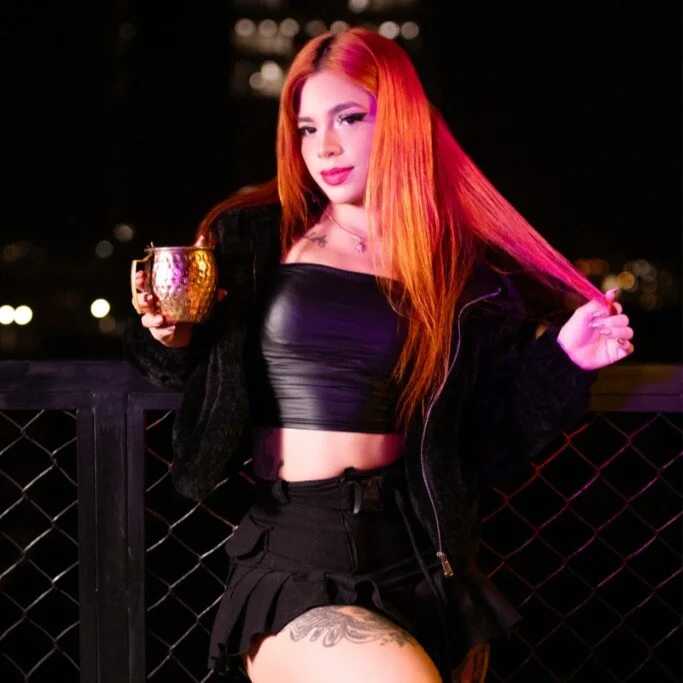 arabellarosees — FansOnlyX creator profile