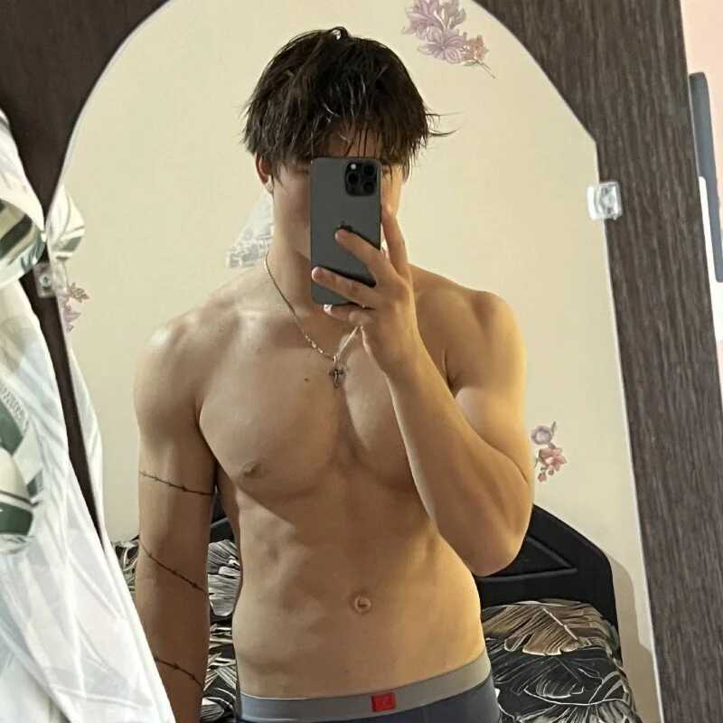 GYM_BRO_JACOB — FansOnlyX creator profile
