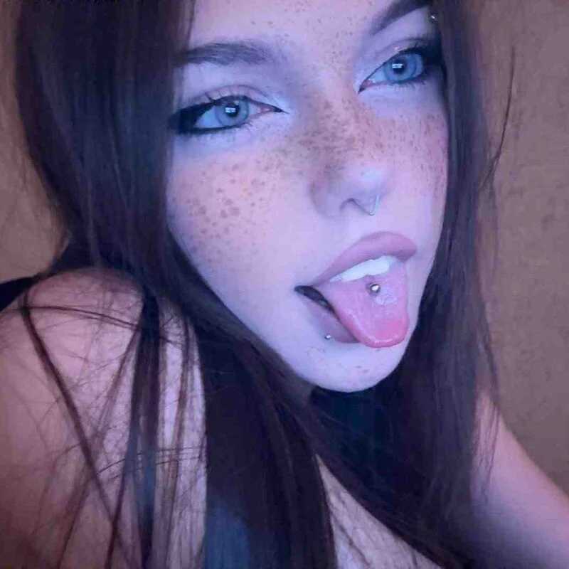LeighannGenge — FansOnlyX creator profile