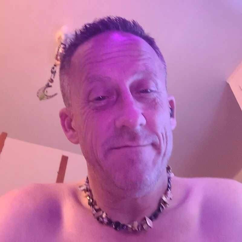 MrGuuDdick77 — FansOnlyX creator profile