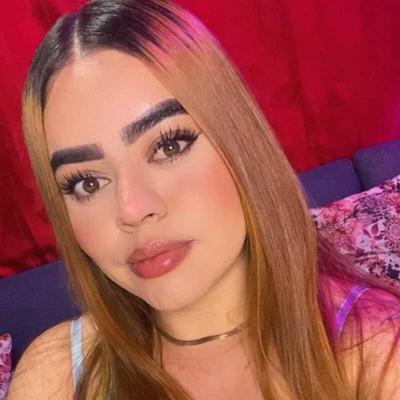 isabella_arias2 — FansOnlyX creator profile