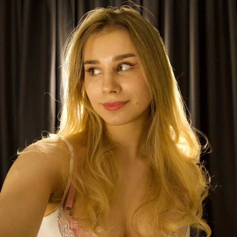 LightStellaStar — FansOnlyX creator profile