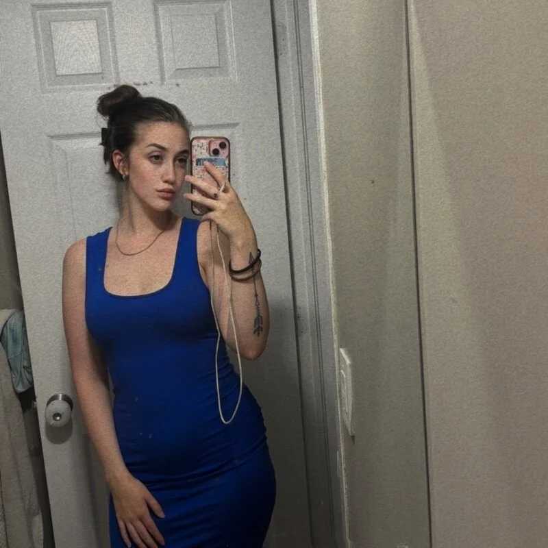 MiaLuxeXX — FansOnlyX creator profile