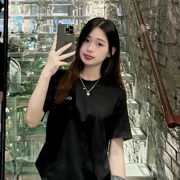 Ariana-Vy — FansOnlyX creator profile
