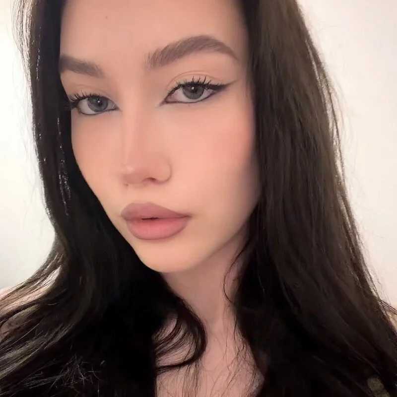 Mila_Hexora — FansOnlyX creator profile