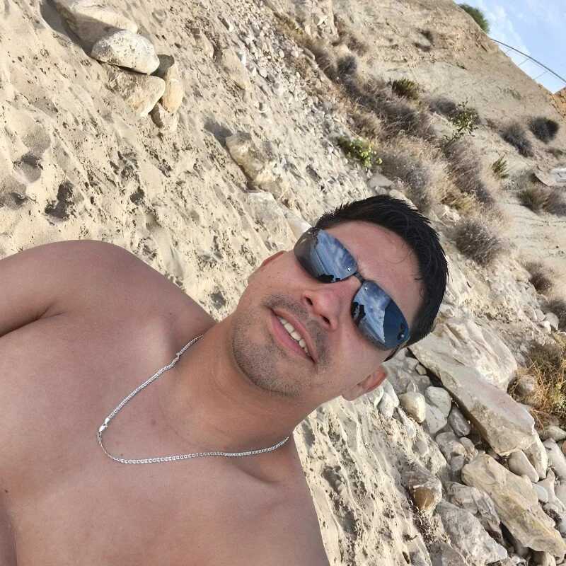 chelo28 — FansOnlyX creator profile