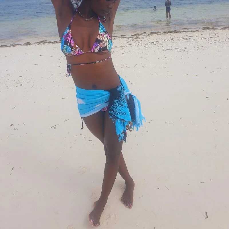 charmzslutty — FansOnlyX creator profile