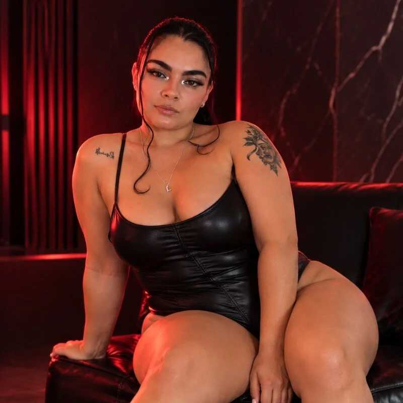 MadyyCruz — FansOnlyX creator profile