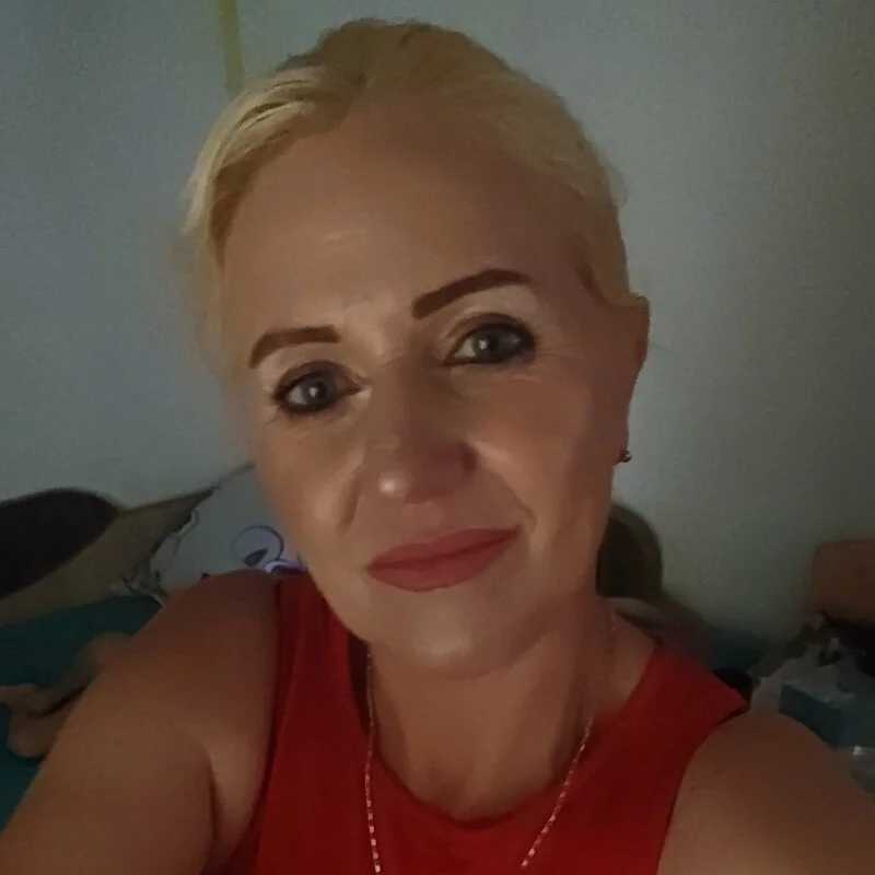 LucyBart — FansOnlyX creator profile