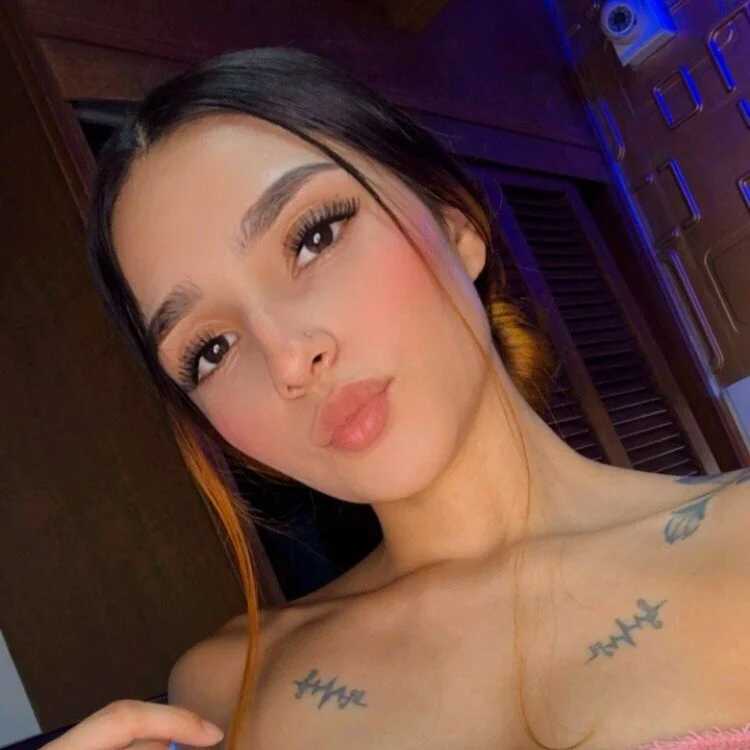 abby_palacio — FansOnlyX creator profile